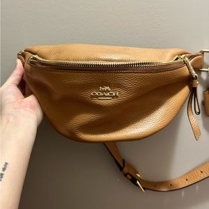 ❌SOLD❌ Coach Brown Belt Bag